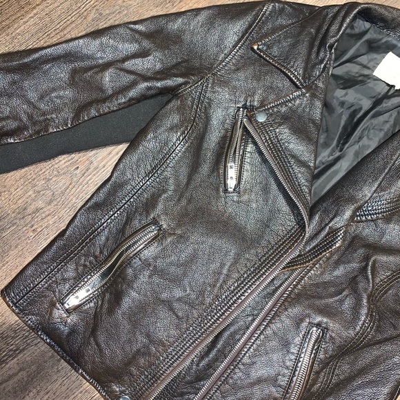 Brown leather jacket - Picture 3 of 3